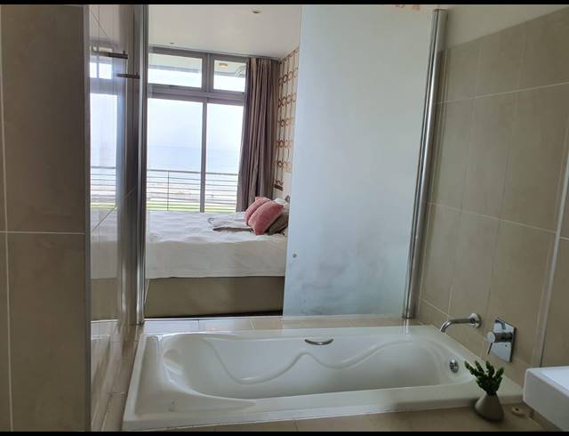 3 BEDROOM APARTMENT FOR SALE IN POINT WATERFRONT